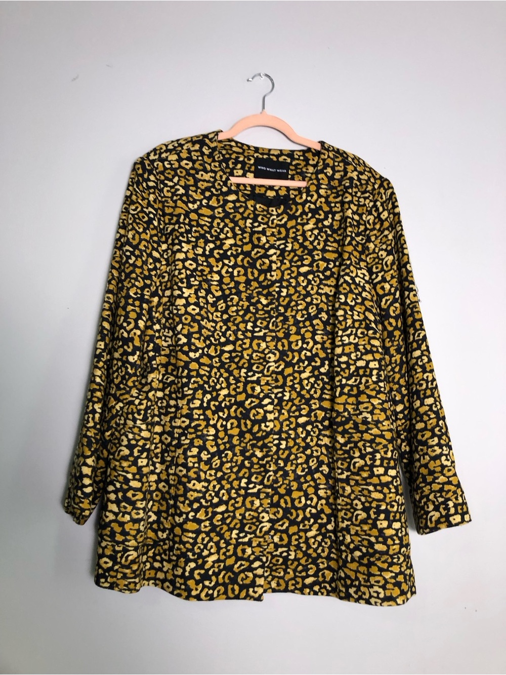 Who What Wear Black and Yellow Leopard Print Tunic Top